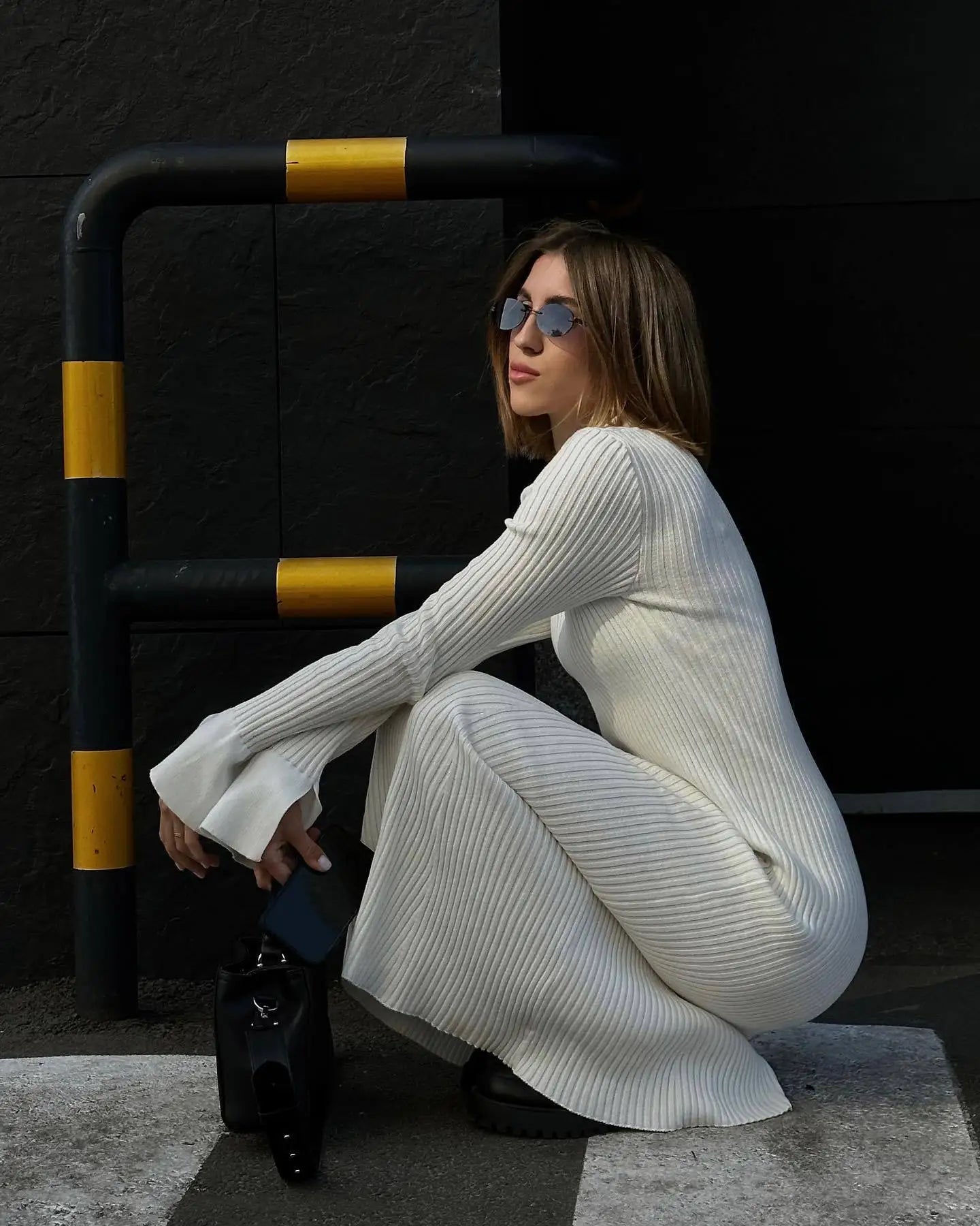 2025 Elegant Women's Midi Sheath Dress with O Neck Long Sleeve Soft Rib Knit Bodycon for Winter